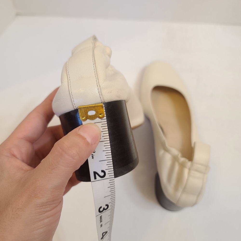 Everlane Off-White Leather Block Heel Pumps - Picture 16 of 16